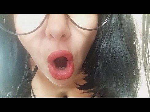 ❤️ Honey, koj niam tsis cia koj mus kawm ntawv hnub no...kuv xav tau koj ntau dhau lawm... Poj niam deev hluas nraug ntawm peb ☑